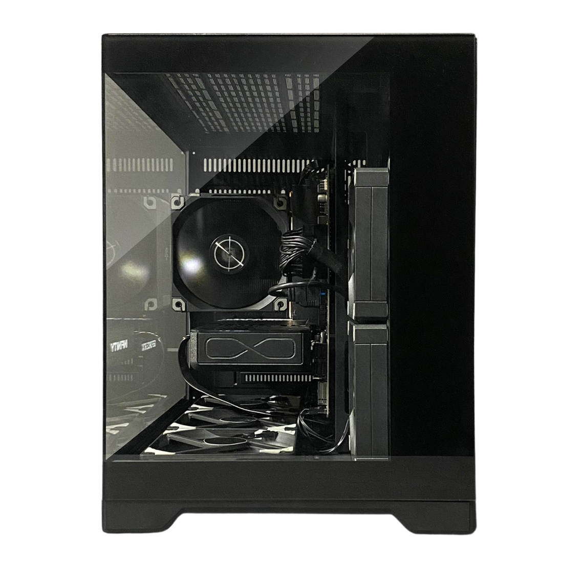 Ryzen7 5700X × RTX 5060