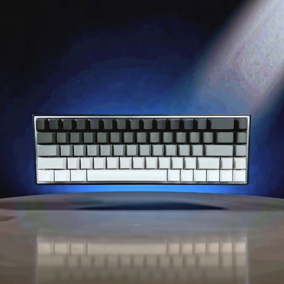 AURORA 68｜68キーコンパクト設計 × RGBバックライト｜有線ゲーミング